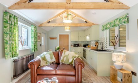 1 Bed in Buckland Filleigh 7