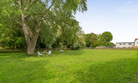 1 Bed in Elstronwick 8