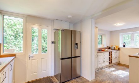 3 Bed in Morcombelake 9