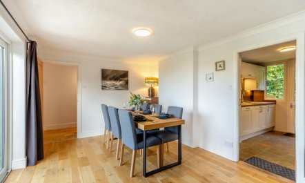 3 Bed in Morcombelake 5