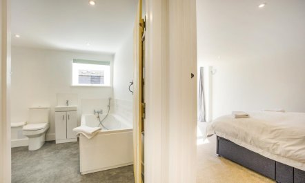 1 Bed in Barrow 9