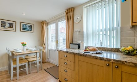 2 Bed in Seahouses 7