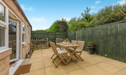 2 Bed in Seahouses