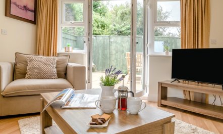 2 Bed in Seahouses 2