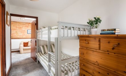 2 Bed in Thurleigh 5
