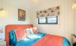 1 Bed in Newall With Clifton 3