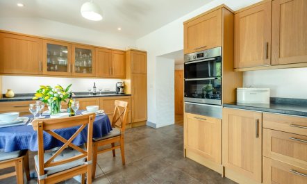 2 Bed in Dwrbach 8