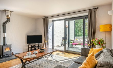 2 Bed in Dwrbach 5