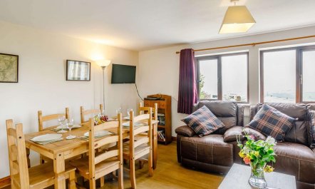 3 Bed in Todmorden 3