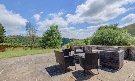 3 Bed in Buxton