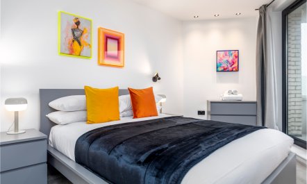 North London Heights 6