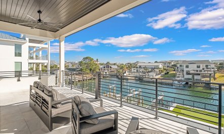 Golden Strand Haven 4