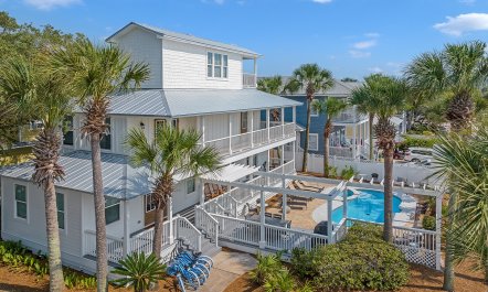 Emerald Shores Escape