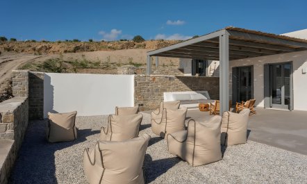 Paros Glory 4