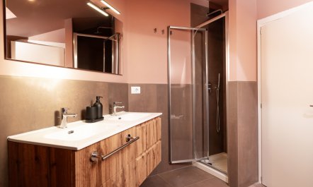 Elegant Shores 5