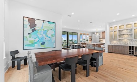 Sunshine Gateway Abode 9