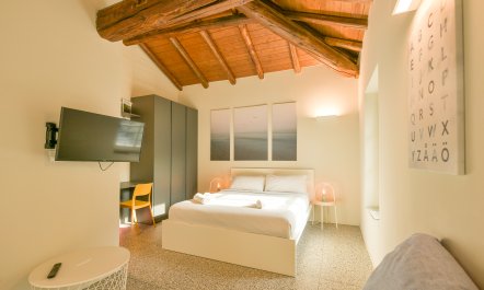 Charming Como