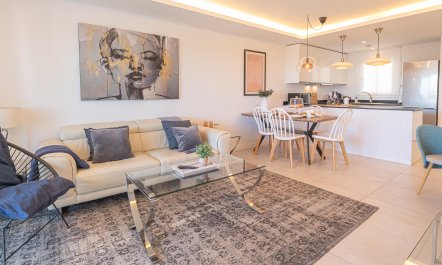 Hillside Solara 4