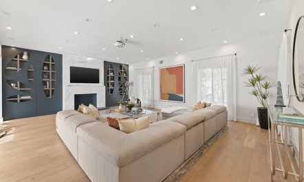 Cresent Palms 8
