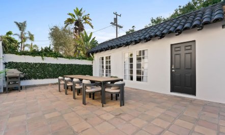 Cresent Palms 6