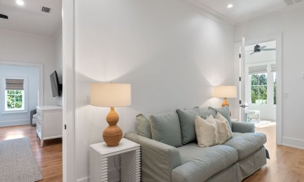 The Sandy Cove 8