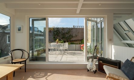 Artistic Mews 8