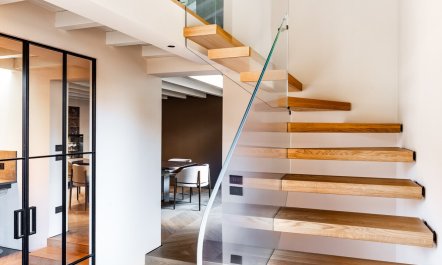Penthouse Living 9