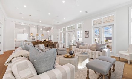 Crystal Heights 8