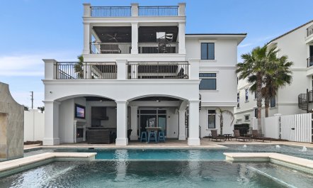 Aqua Shore Living 6