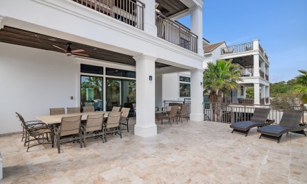 Aqua Shore Living 8