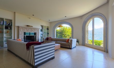 Paradise on the Water 2