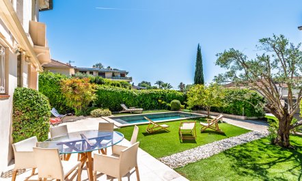 French Riviera Garden 4