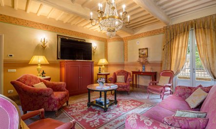Elegant Italian Escape 8