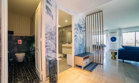 Azure Avenue 8