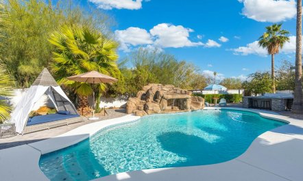 Arizona Tropics 4
