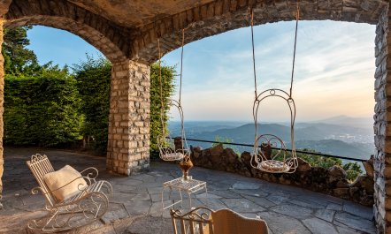 The Belle of Brunate 4