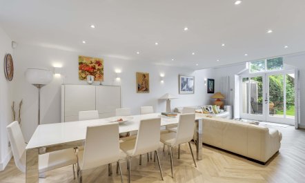 The Hampstead Heights 6