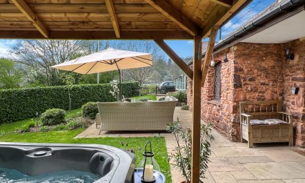 Sharpe Cottage, Wiveliscombe 2