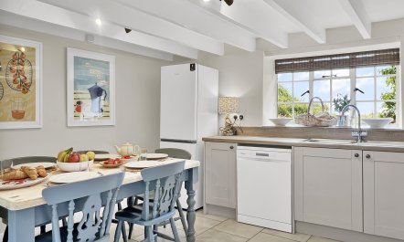 Bobs Cottage, Porlock Weir 2
