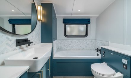The London Mooring 7