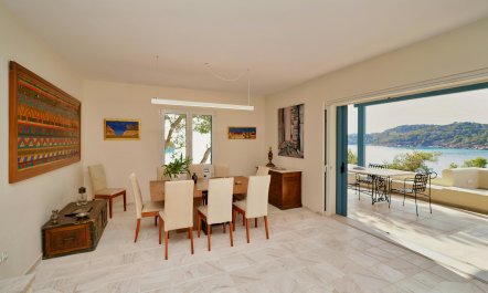 Mediterranean Edge 8