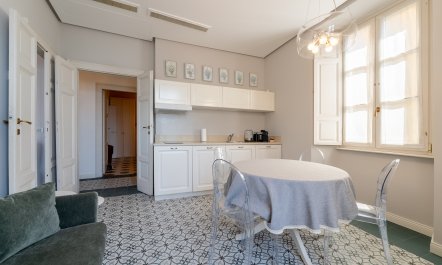 Pretty Shores 9