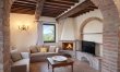 Tuscan Stone Corner 5