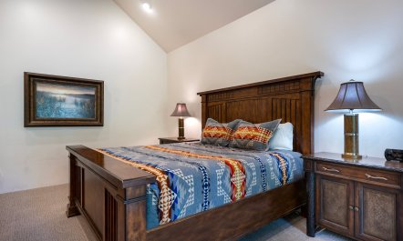 Rocky Cascade Estate 9