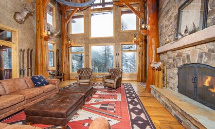 Lively Pines Cottage 1
