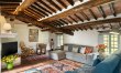 Elegant Tuscan Courtyard 7