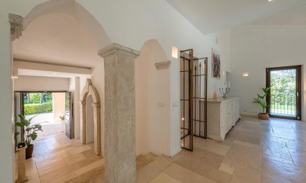 Graceful Villa 8