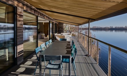 The Glass Lakehouse 1