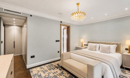 Mayfair Haven 6