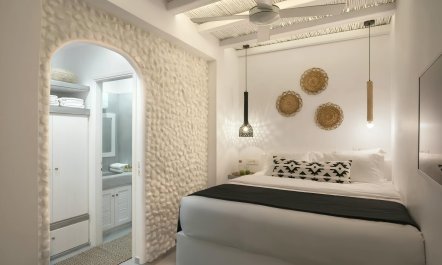 Seaview Studio 4